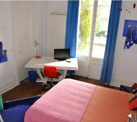 Chambres D'hotes De B&B *